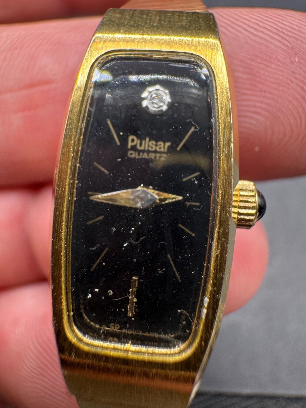 VTG PULSAR Diamond Watch Women Gold Tone Rectangle Y434-5060 13mm Safety Chain